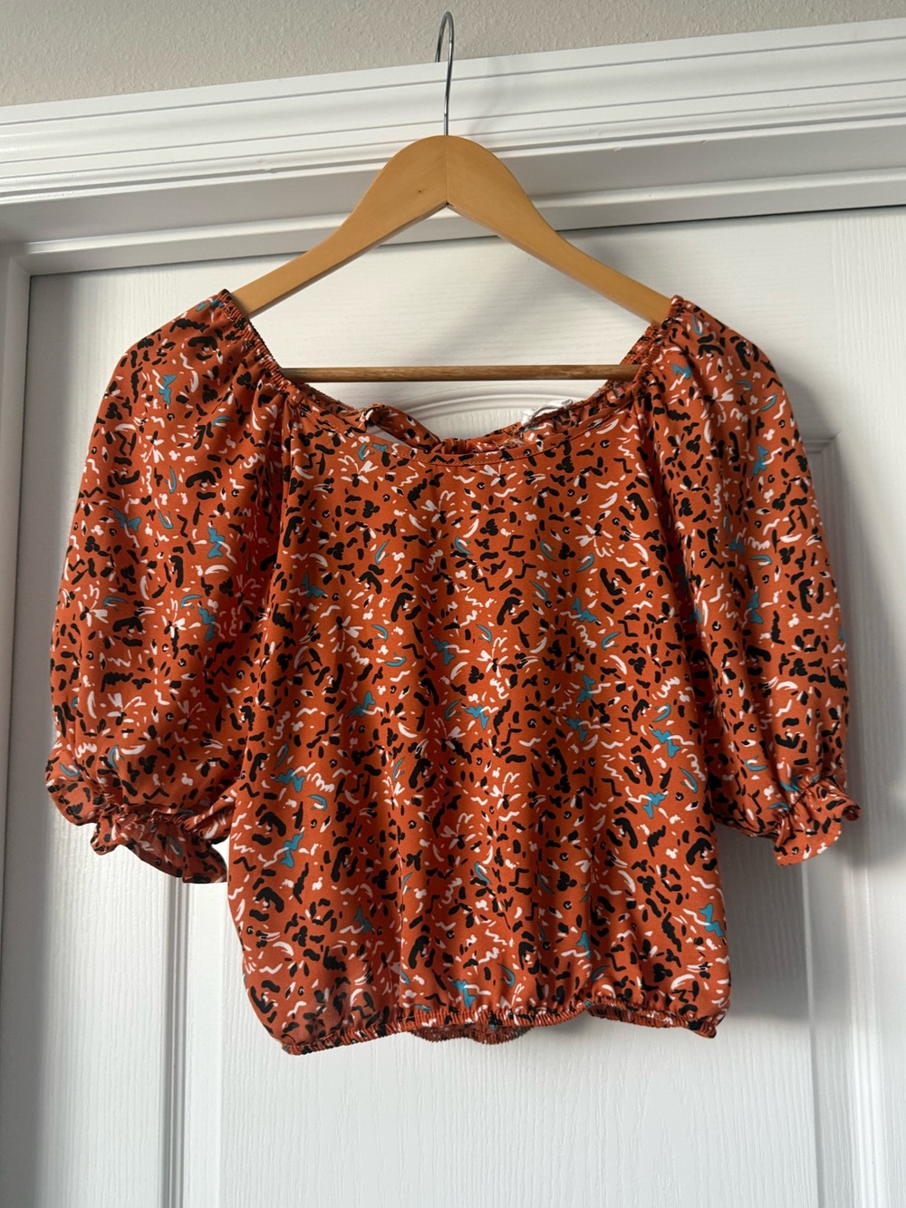 Sienna Sky Rust Abstract Puff Sleeve Blouse M